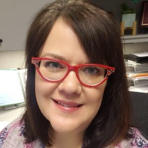 Meet your Posher, Candi